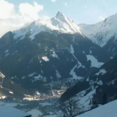 In Near Slopes * Bad Gastein
